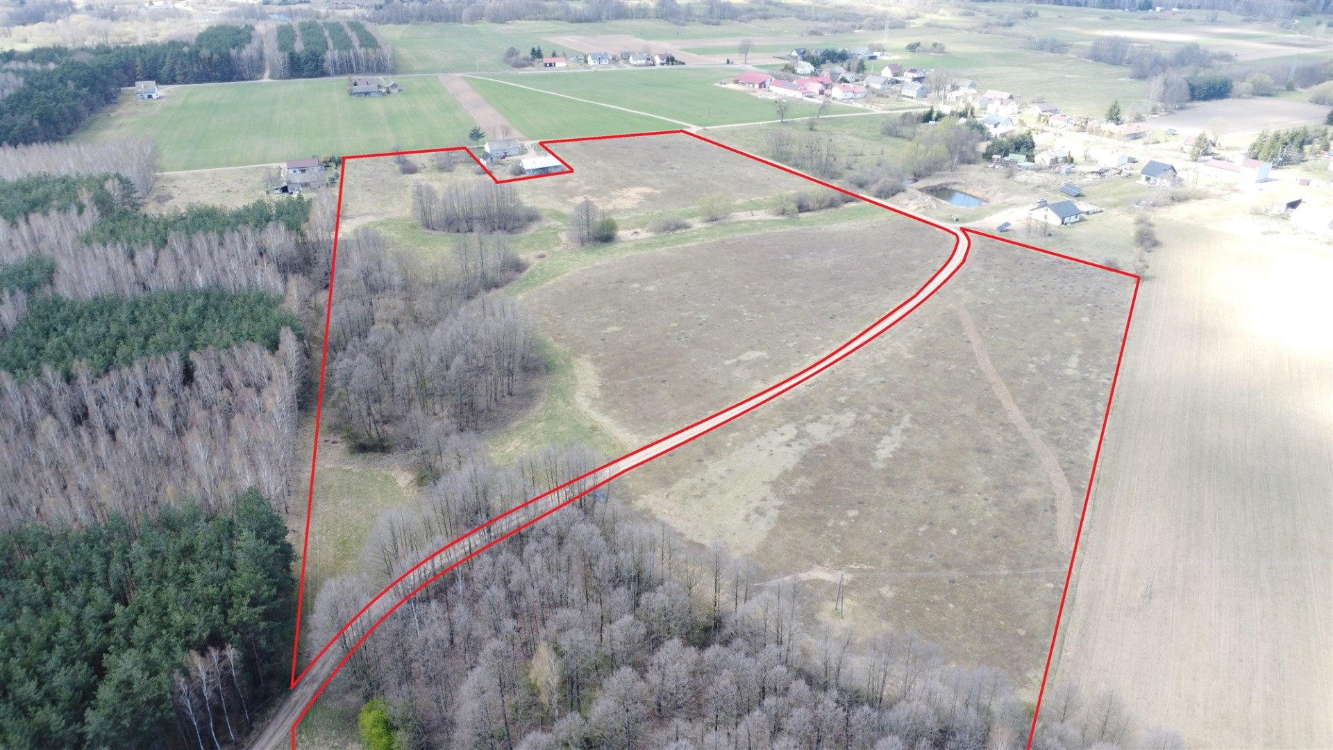 Działka na sprzedaż